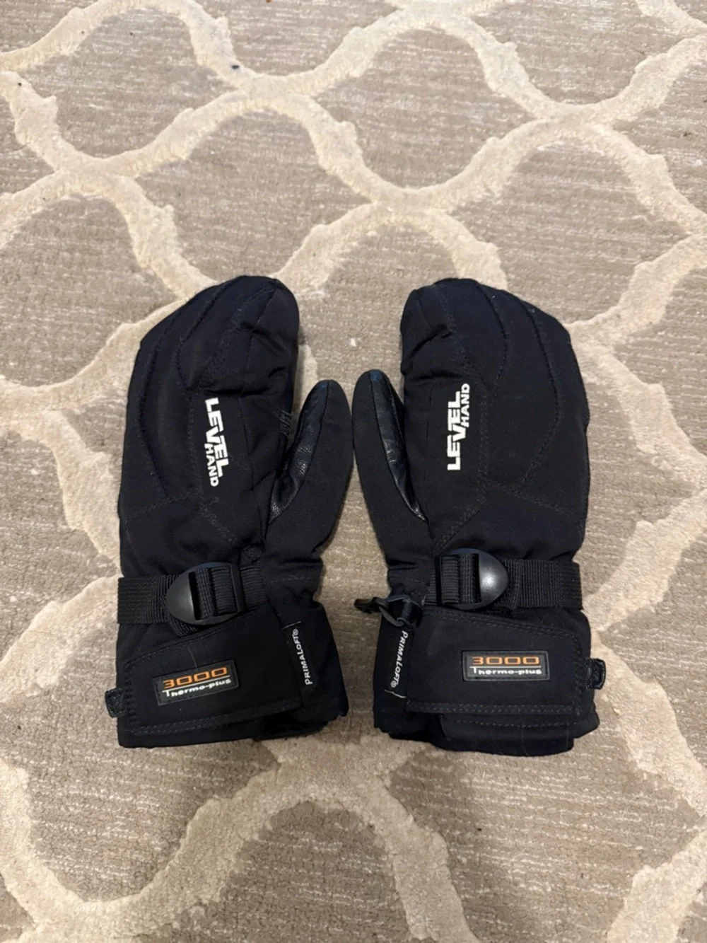 Level Hand Thermoplus 3000 Black Mittens
